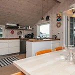 別荘 7 Person Holiday Home In Fano-By Traum